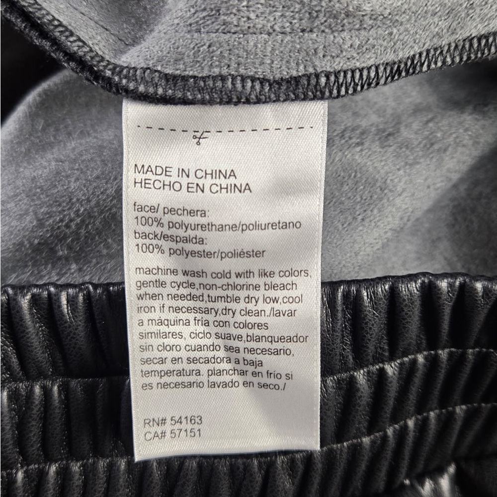 DKNY Women's Black Faux Leather Women’s Pants NWT 💕 - Picture 8 of 9
